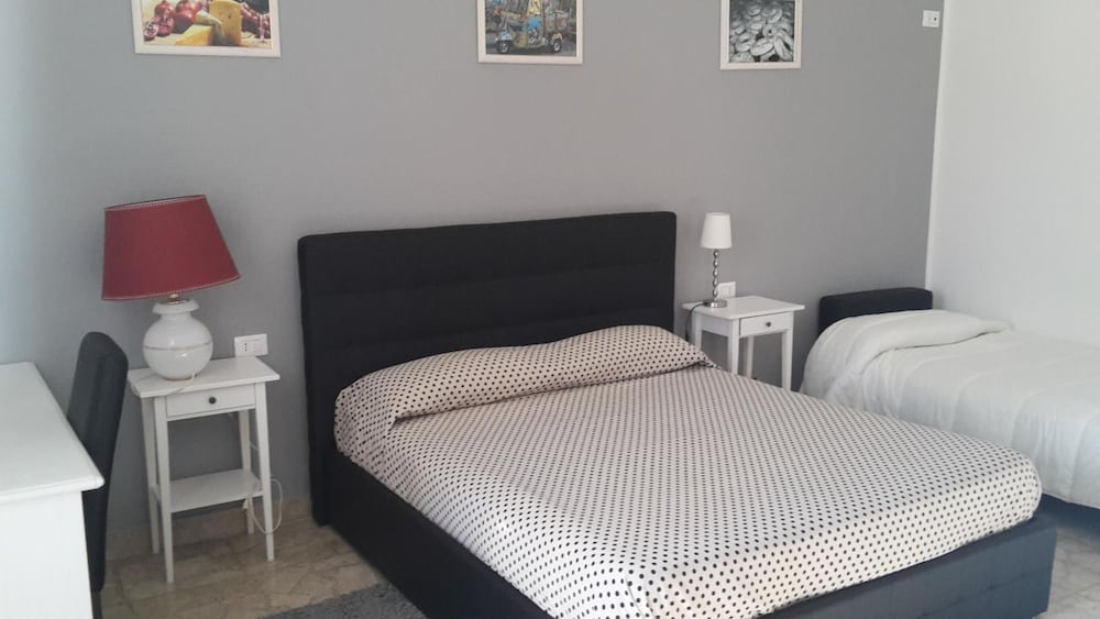 Фото Gualtiero camere e suite