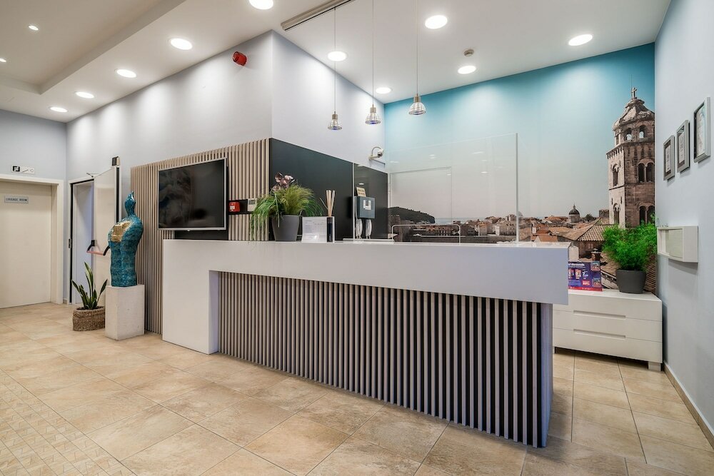 Фото Berkeley Hotel