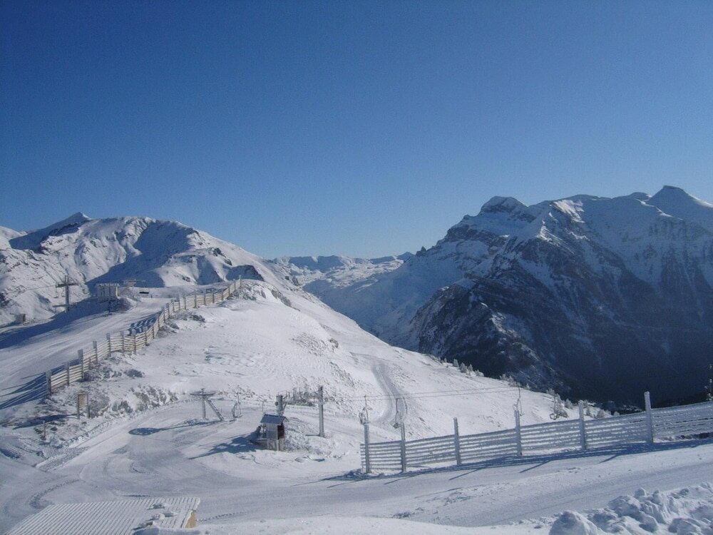 Фото Hotel Tobazo