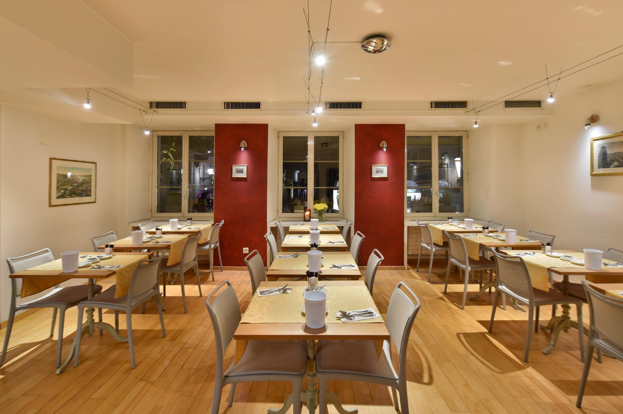 Фото Hotel Hirschen