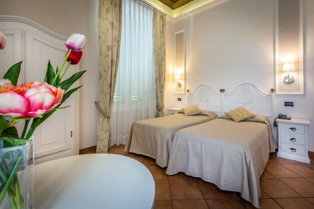 Фото Hotel Ferrucci Firenze