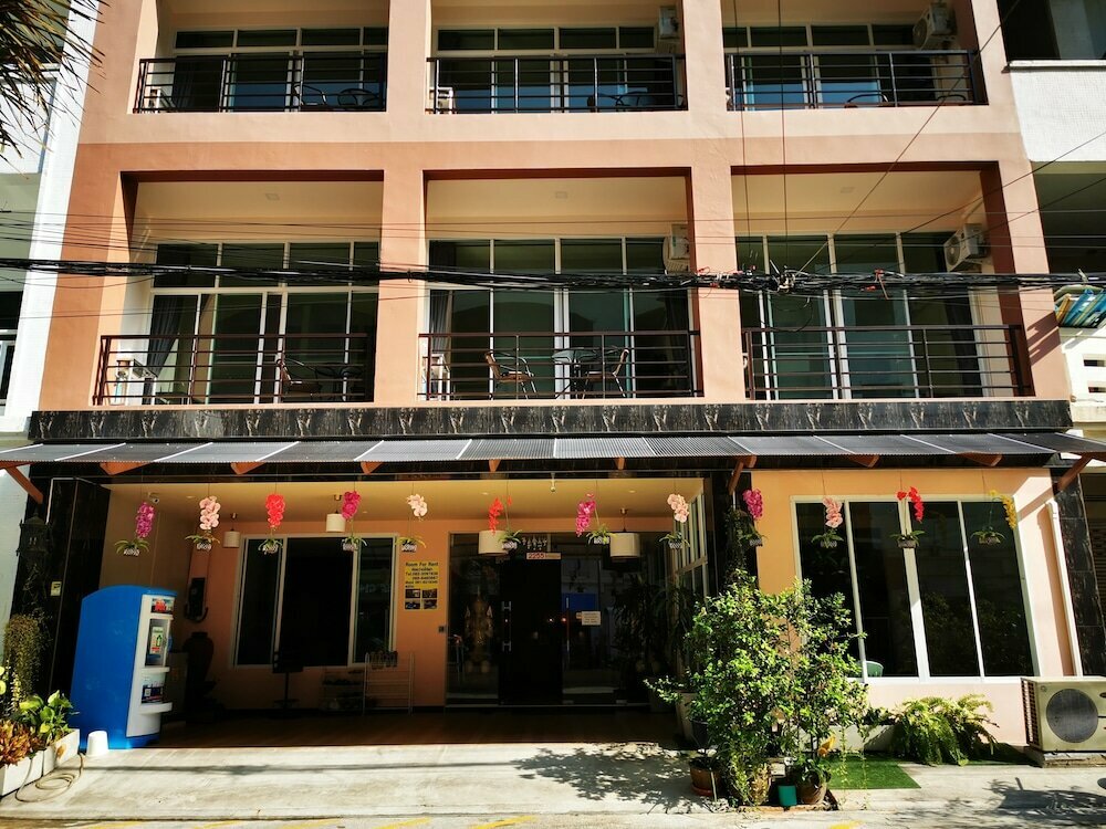 Hotel New Sorot House, Pattaya, photo