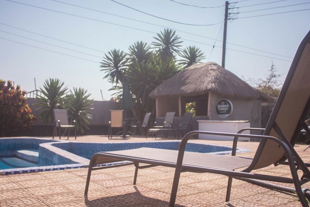 Фото Leget Lodges & Gardens