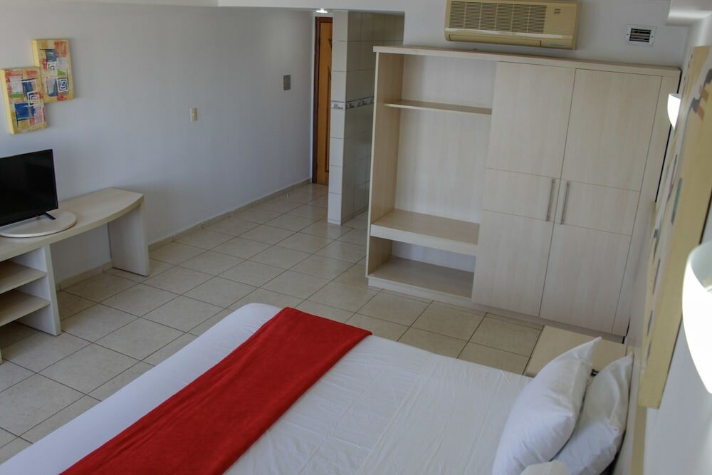 Фото Baypark Resort Hotel