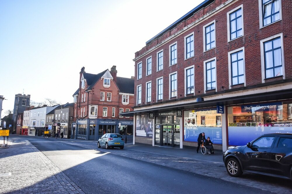 Фото St Nicholas Hotel