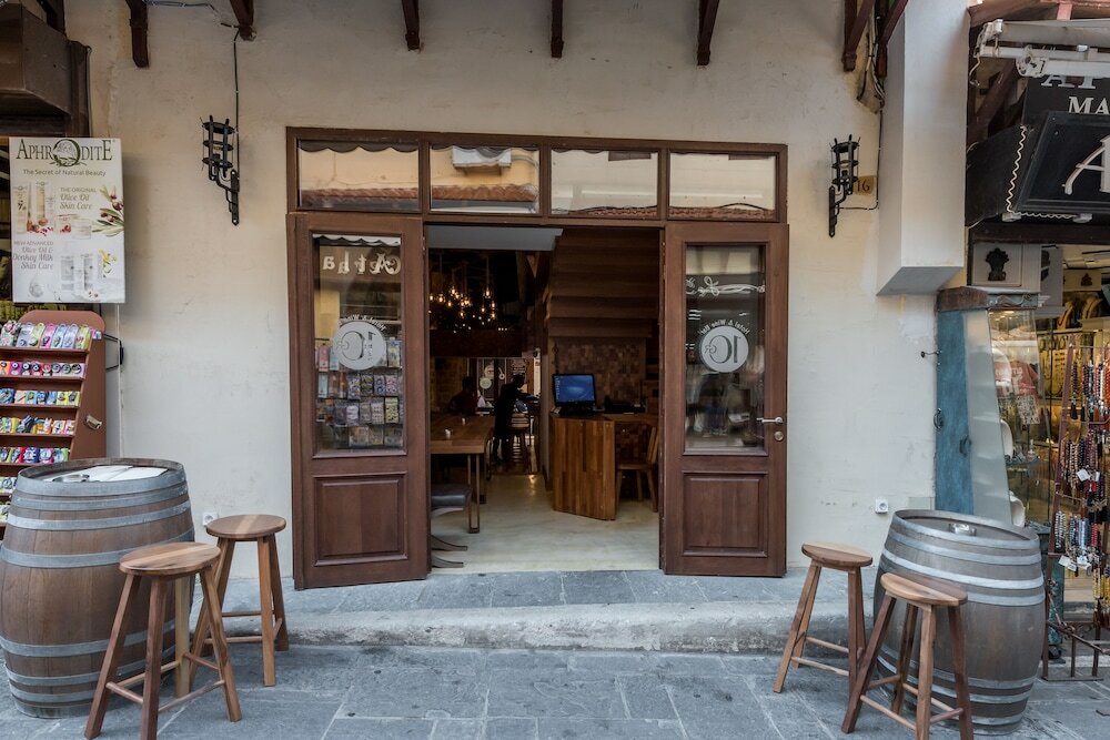 Фото 10gr Hotel and Wine Bar - Adults Only