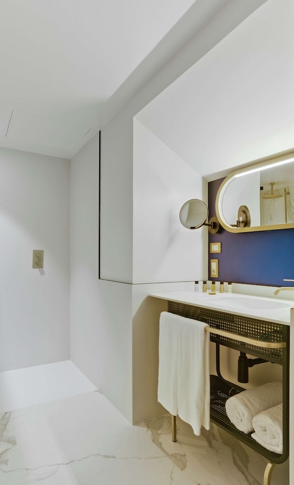 Фото Casa Alberola Alicante, Curio Collection by Hilton