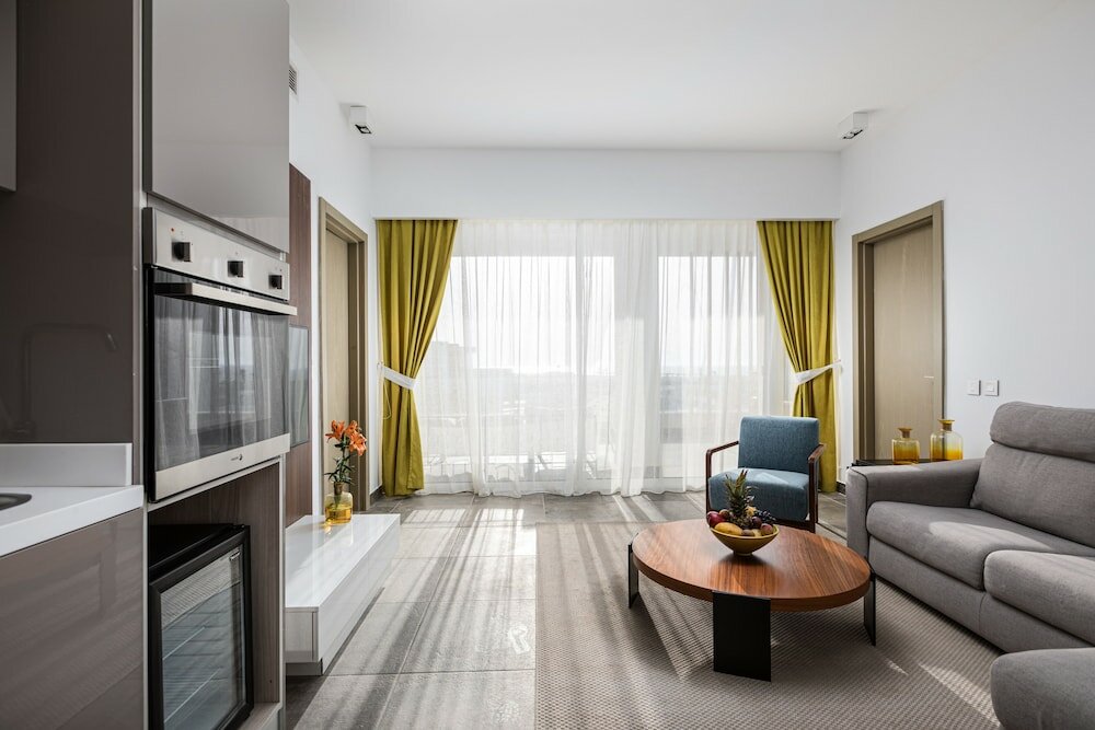 Фото The G Seashell