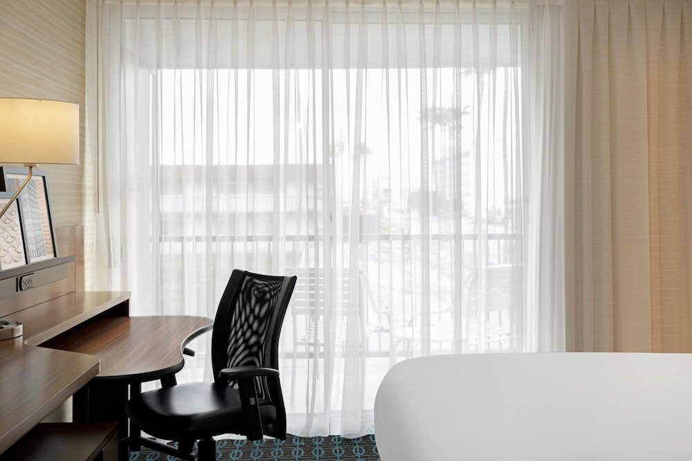 Фото Fairfield Inn & Suites Los Angeles LAX/El Segundo