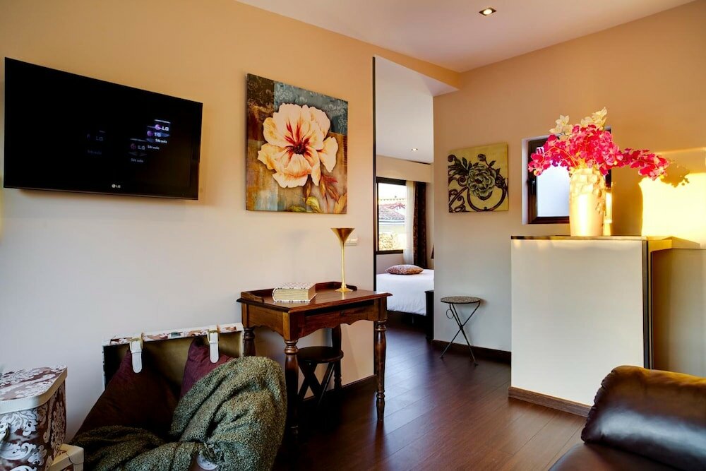 Фото Thc Tirso Molina Hostel