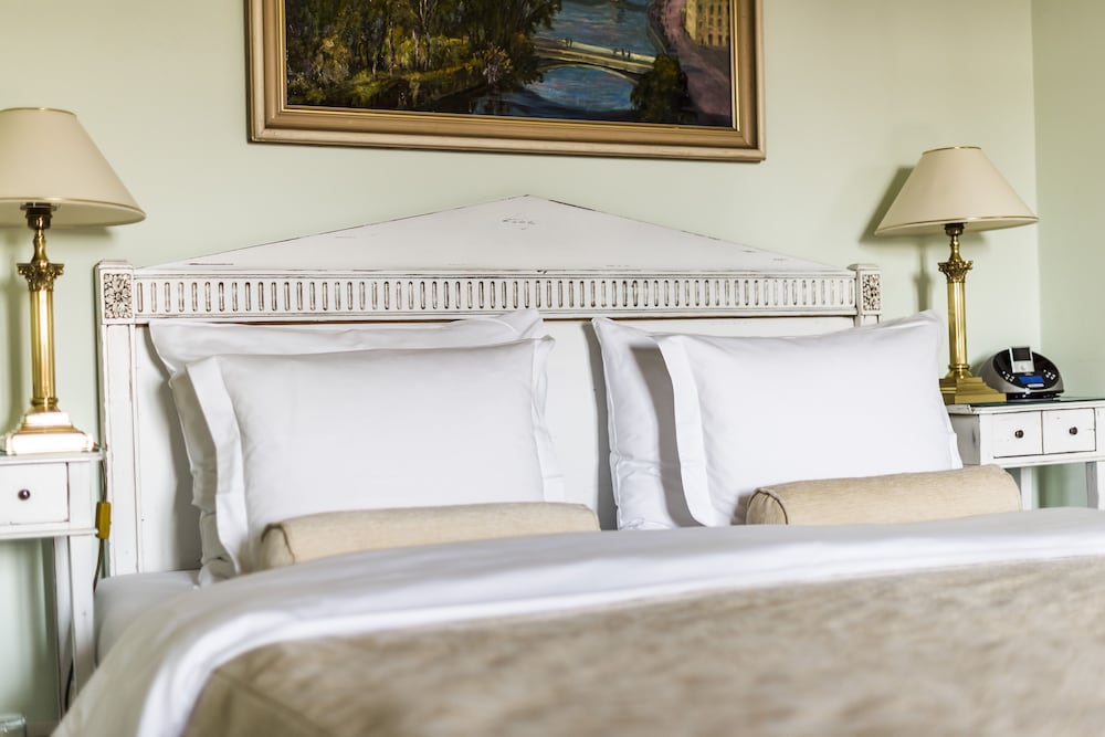 Фото Golden Well Hotel