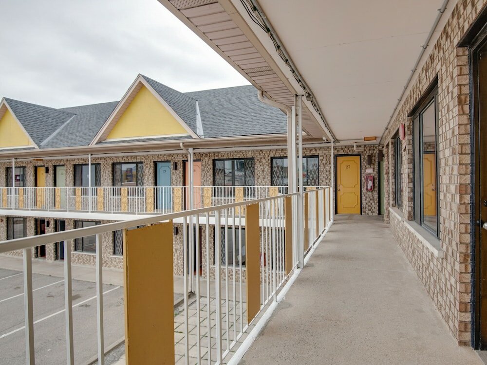 Фото Oyo Hotel Niagara Falls, On - Fallsview