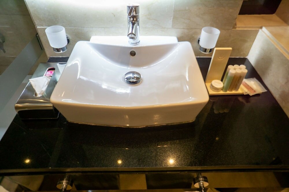 Фото Hotel Royal Tulip City Center Tanger