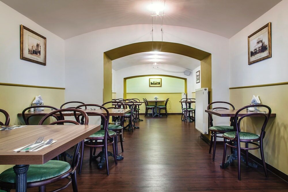 Фото Hotel Taurus