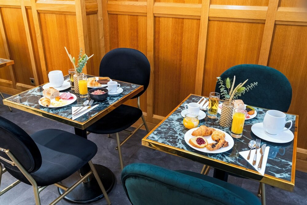 Фото Hôtel Le Cercle Tour Eiffel