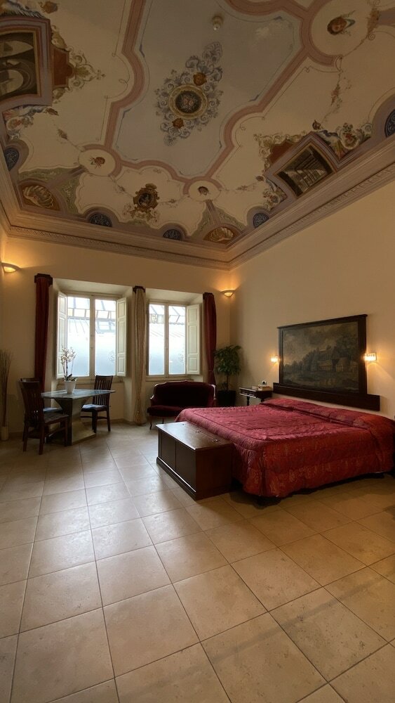 Фото Vogue Hotel
