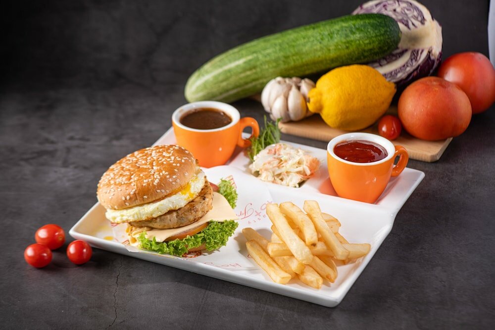 Фото Holiday Inn Express & Suites Johor Bahru