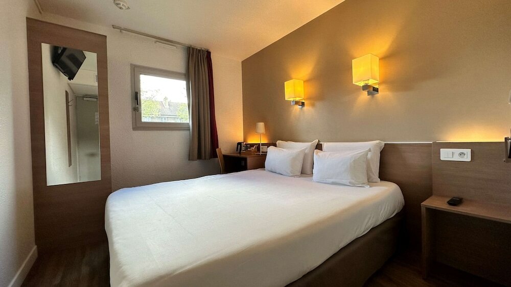 Фото Kyriad Le Bourget Centre - Parc Des Expositions