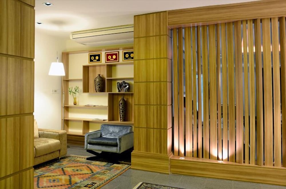 Фото Castel Plaza Hotel