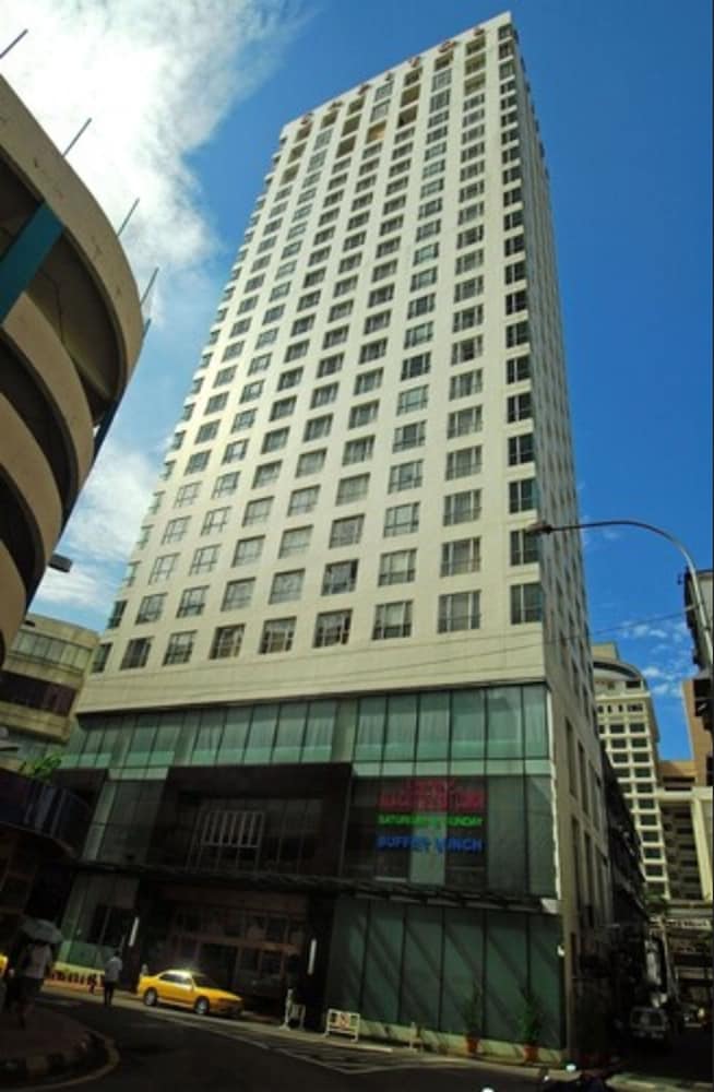 Фото Hotel Capitol Kuala Lumpur