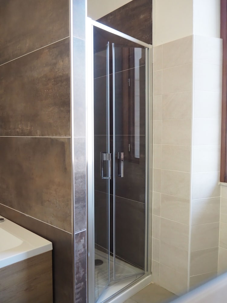 Фото Apollo Guest House