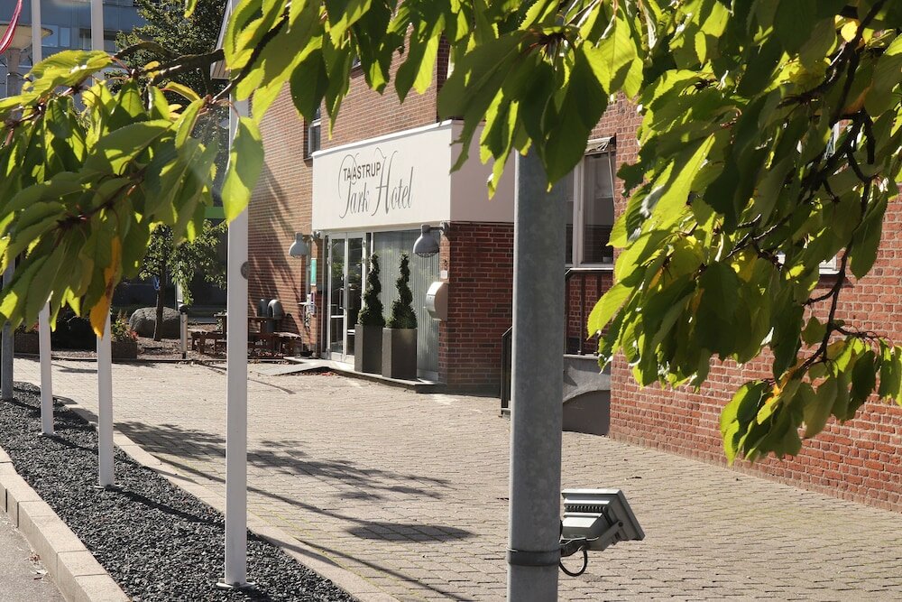 Фото Taastrup Park Hotel