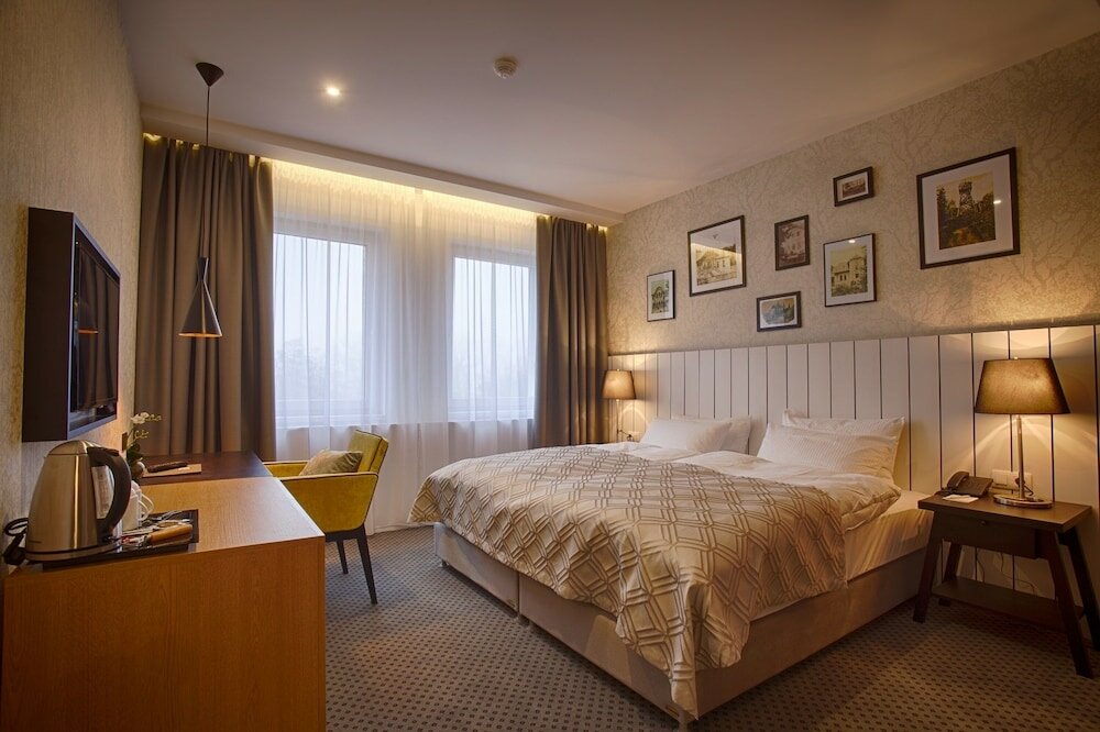 Фото Hotel Pod Lipou