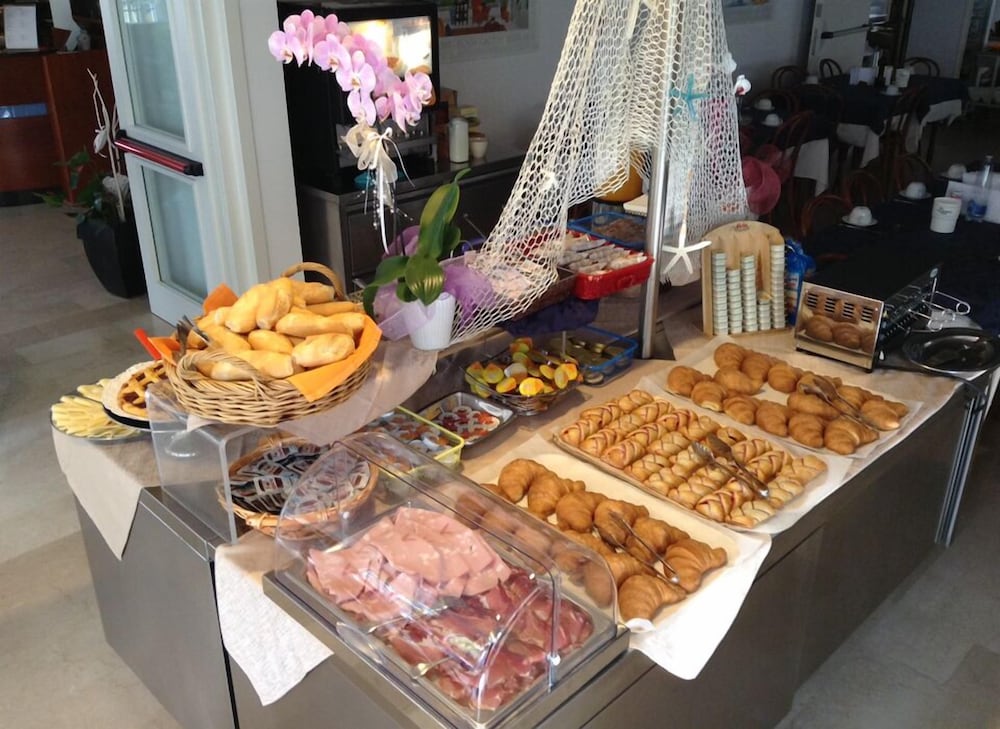 Фото Hotel Saponi