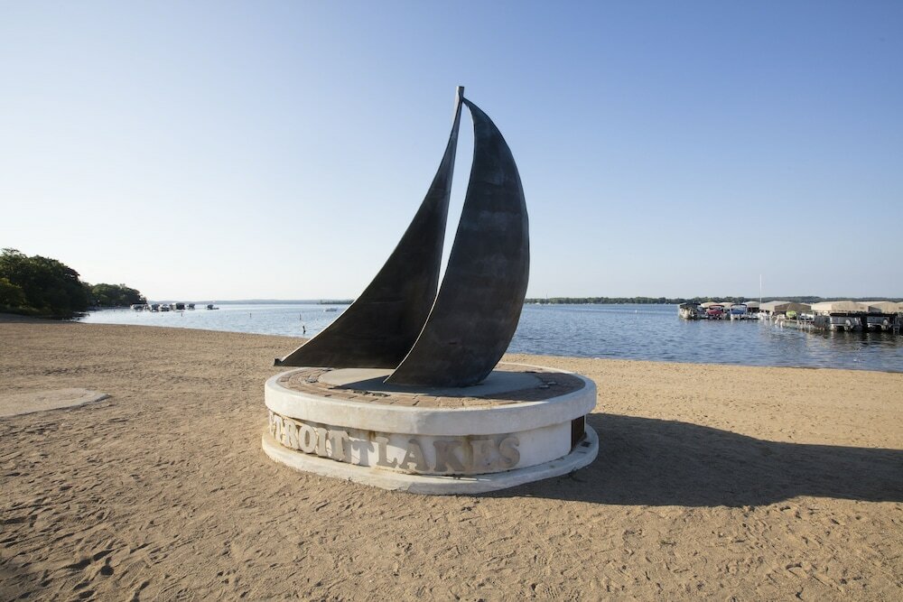 Фото Fairfield Inn & Suites by Marriott Detroit Lakes