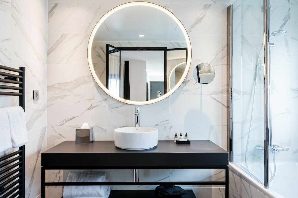 Фото Laz' Hotel SPA Urbain Paris