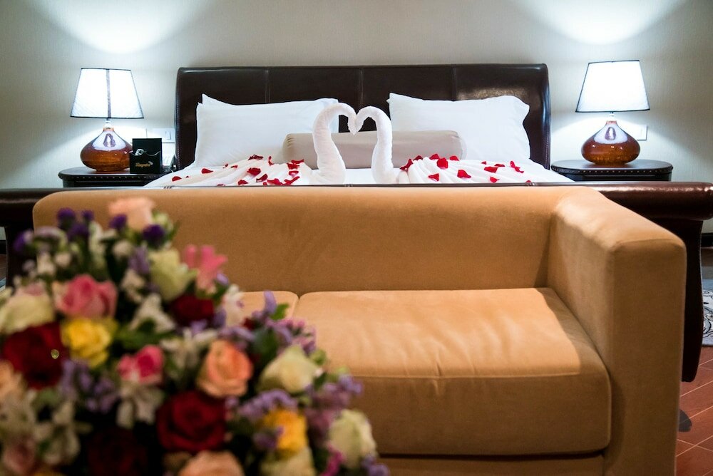 Фото Magnolia Hotel & Conference Center