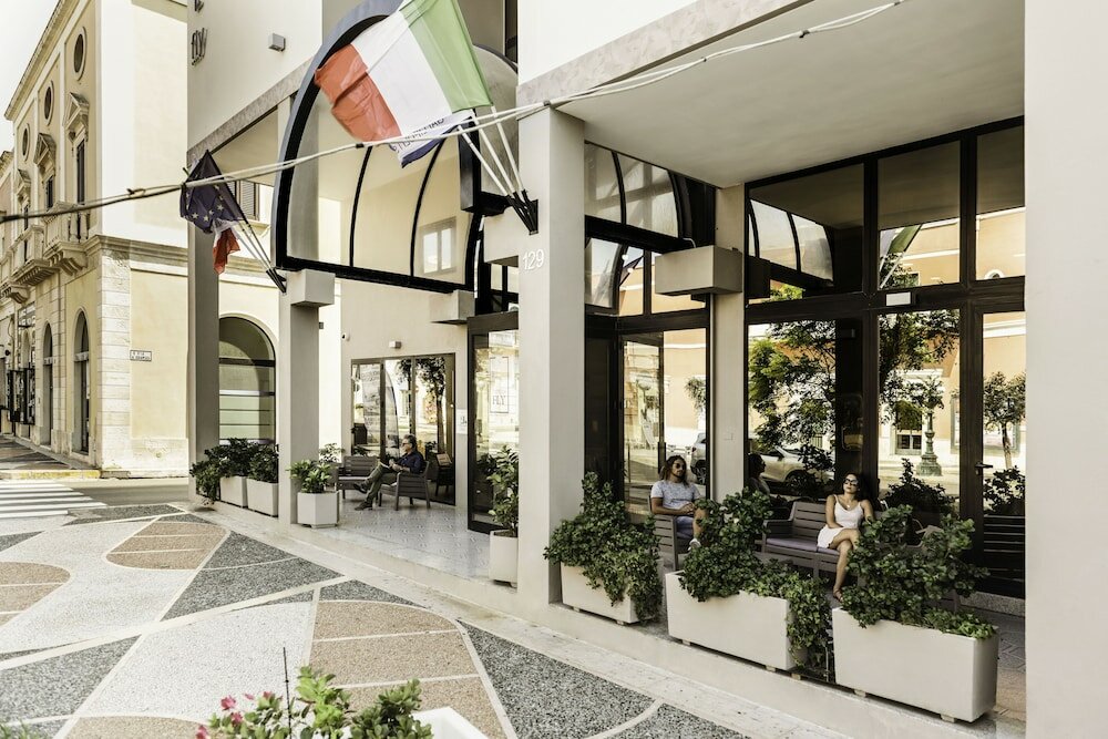 Фото отеля 5