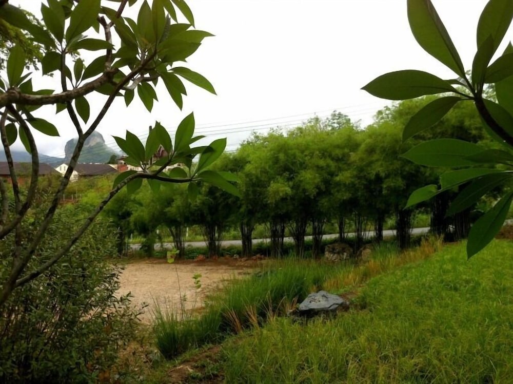 Фото Baan Dinlamun