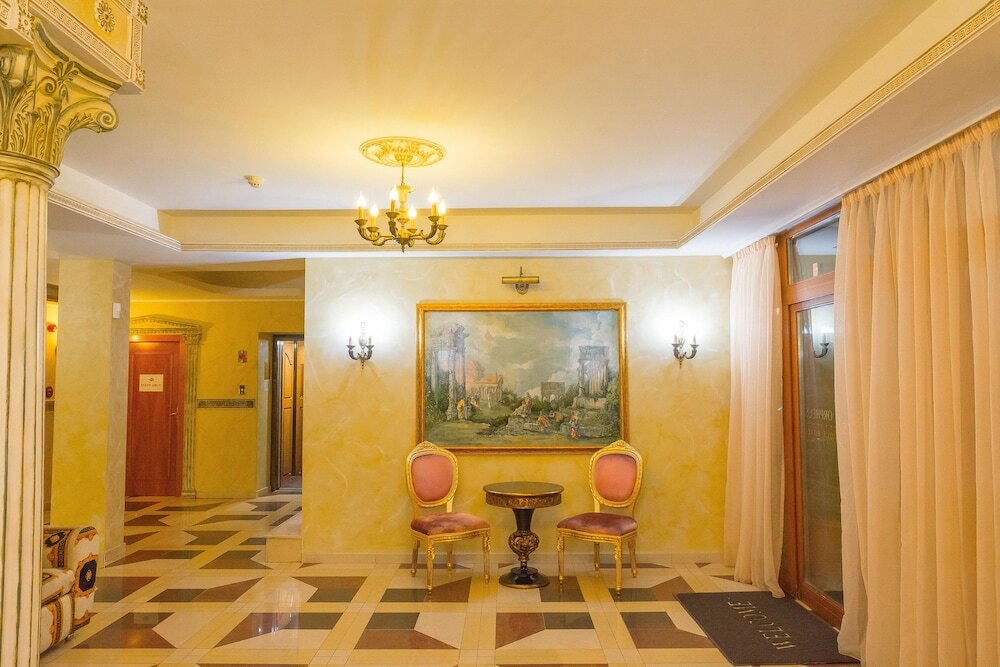 Фото Golden Pearl Hotel