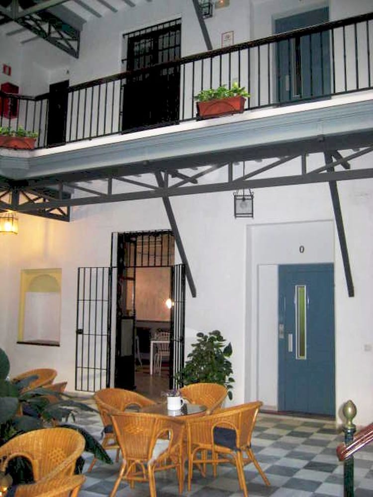 Фото Apartamentos Larga 70