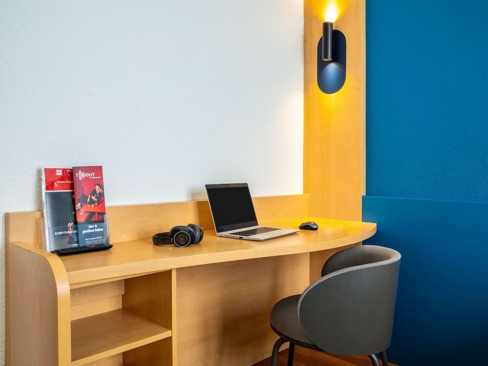 Фото ibis Paris Ornano Montmartre North 18th