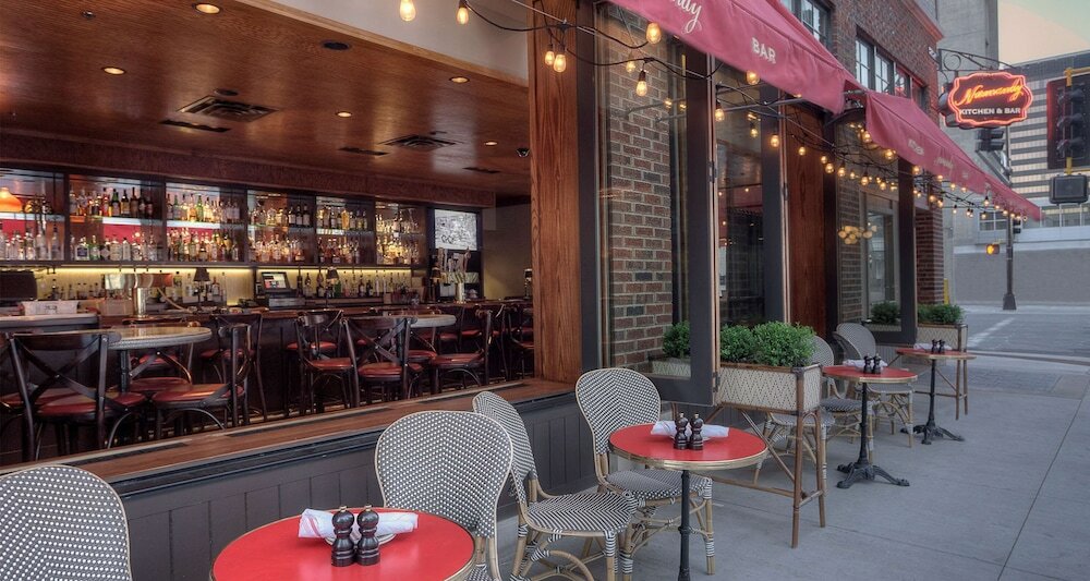 Фото Best Western Plus The Normandy Inn & Suites