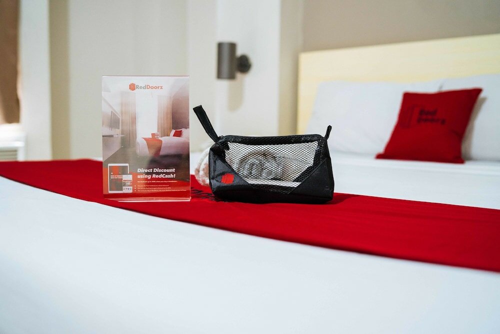 Фото RedDoorz @ Samat Mandaluyong