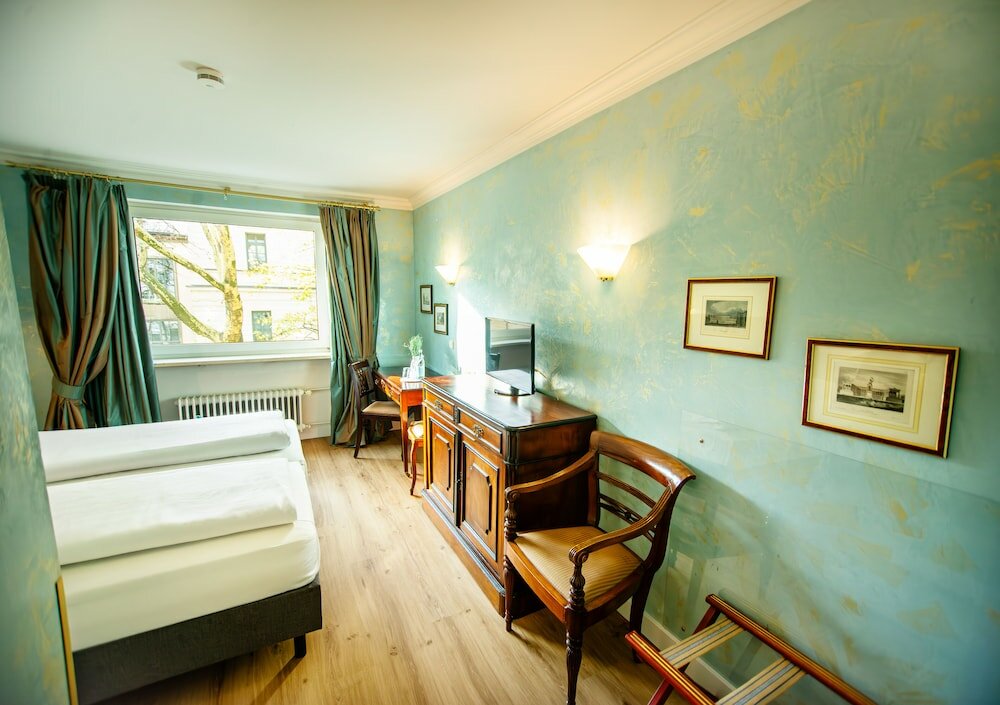 Фото Hotel Altmunchen by Blattl