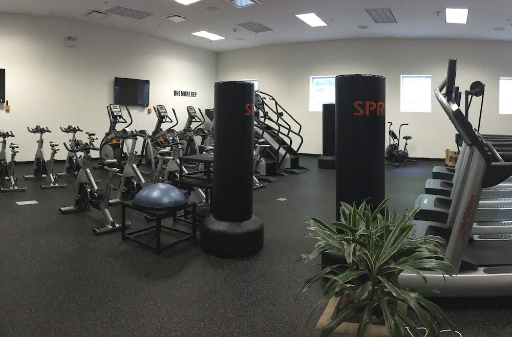 Фото Eaglewood Resort and SPA