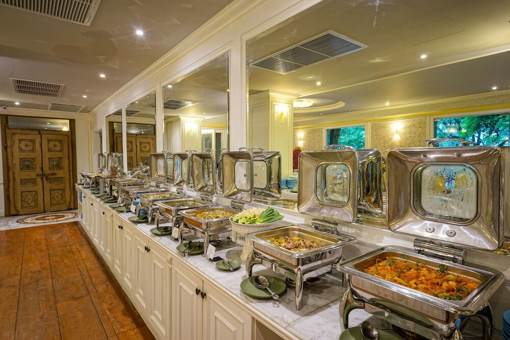 Фото At Pingnakorn Riverside Hotel Chiangmai