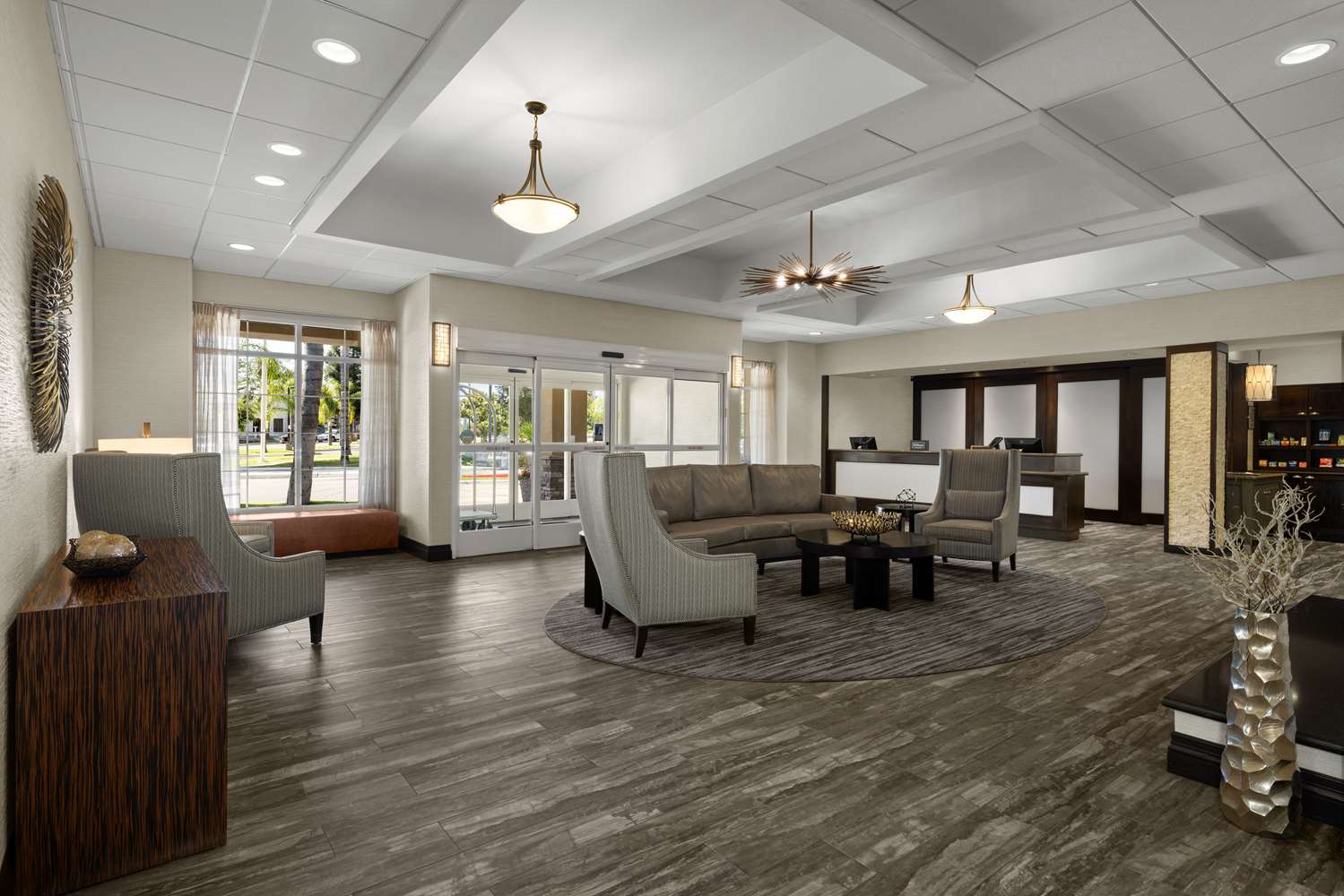 Фото Homewood Suites by Hilton Bakersfield