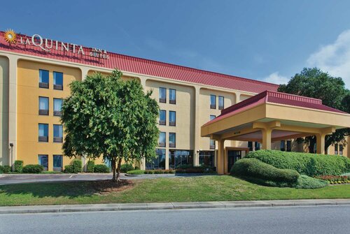 Внешний вид отеля La Quinta Inn & Suites by Wyndham Charleston Riverview в Чарлстоне, фото 3