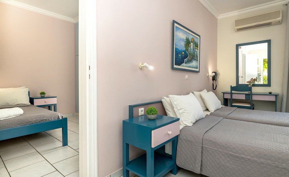 Фото Sofia's Hotel