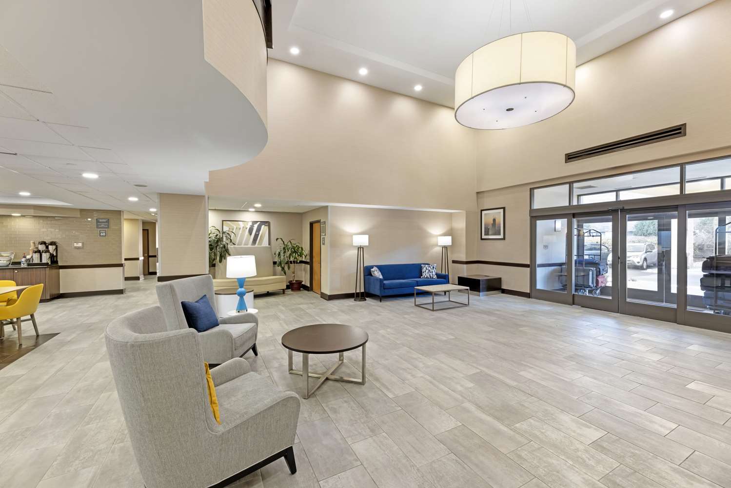 Фото Comfort Inn & Suites Arlington Heights - Schaumburg