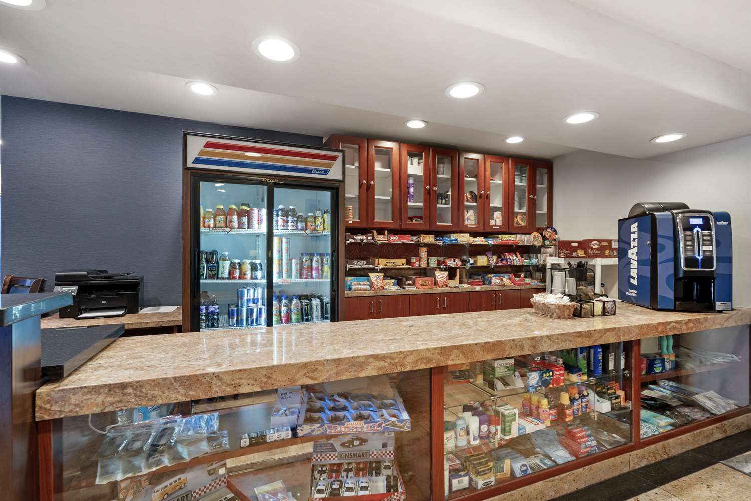 Фото Best Western Plus Newport Mesa Inn