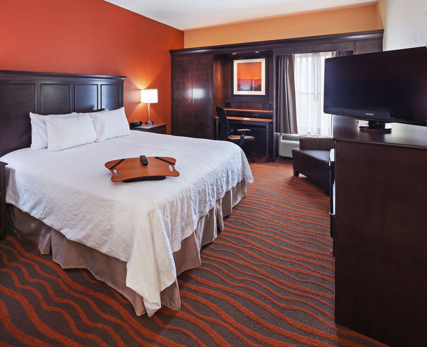 Фото Hampton Inn Clarksville