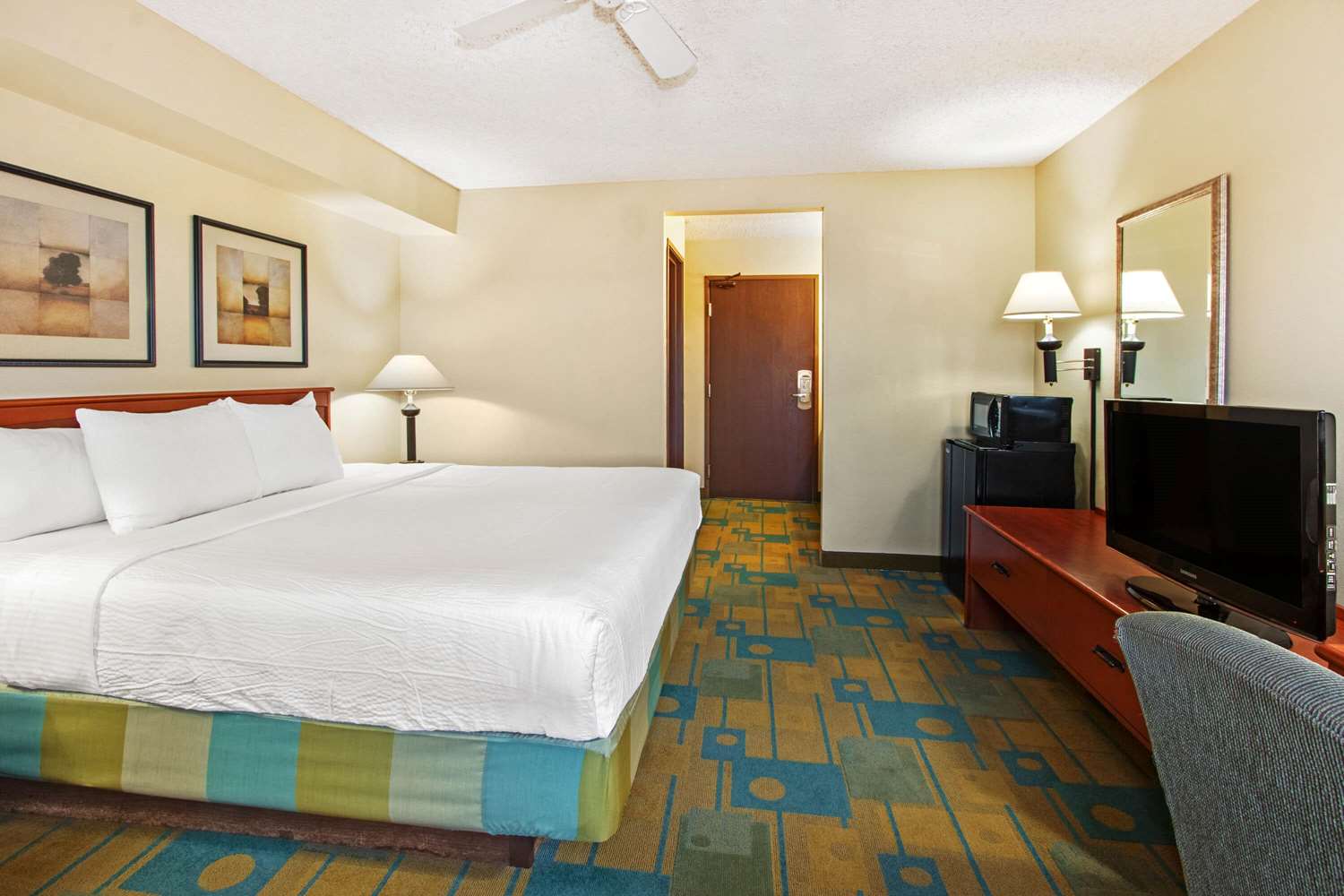 Фото La Quinta Inn & Suites by Wyndham Albuquerque Journal Ctr Nw