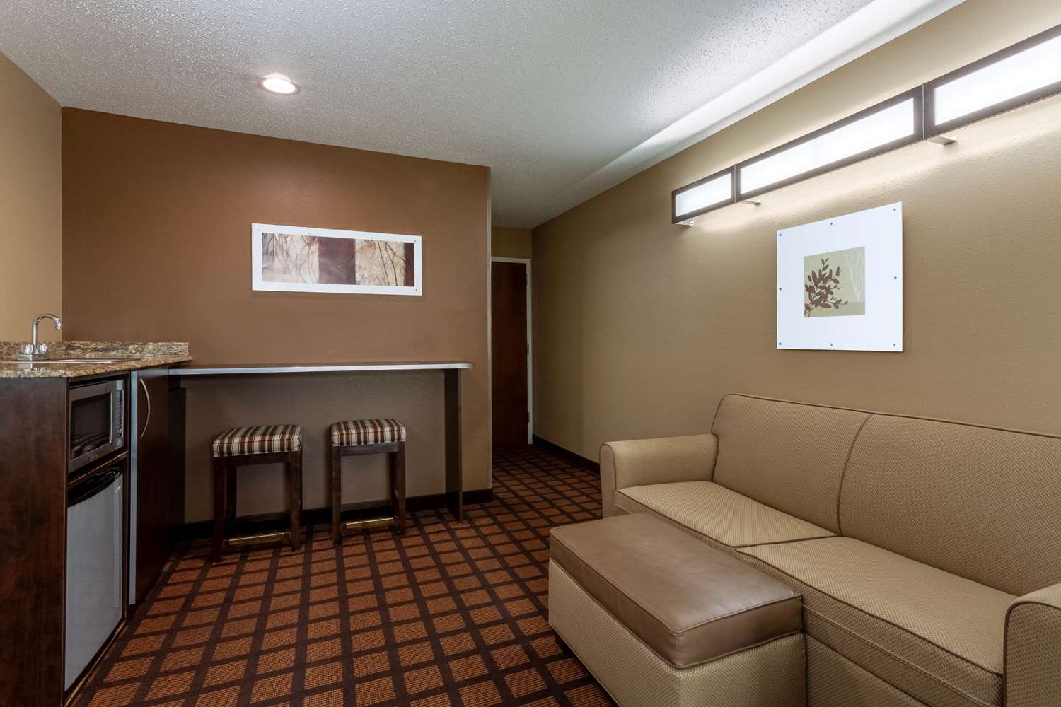Фото Microtel Inn & Suites by Wyndham Columbia/At Fort Jackson