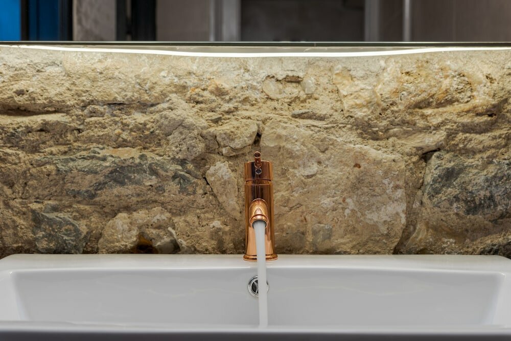 Фото 2 Mazi Suites